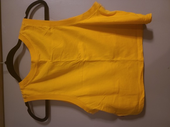 Levi's Crop Top - Picture 2 of 2